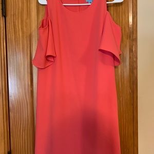 Cece Cold Shoulder Shift Dress